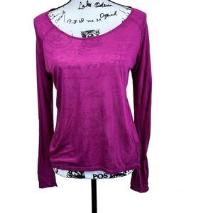 Kenie Magenta top long sleeve around neckline size S yoga workout running